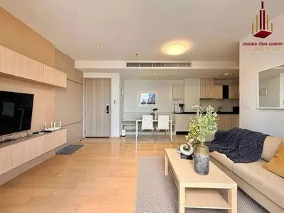Condo 2 chambres à louer près de la station BTS Thong Lo, photo 2 sur 5