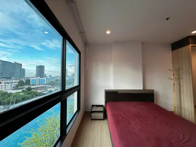 Condo 1 chambre à vendre près de la station BTS Talat Phlu, photo 3 sur 5