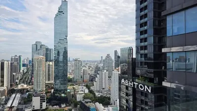 1-bed condo for rent near BTS Ratchathewi, photo 1 of 5