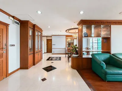 4-bed condo for rent near MRT Lumphini, photo 4 of 5