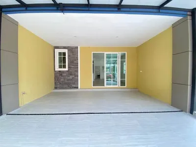 Maison de ville 4 chambres à vendre à Golden Town Onnut-Pattanakan, photo 2 sur 5