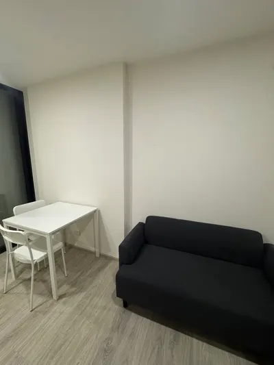 Condo 1 chambre à louer près de la station BTS Saphan Mai, photo 2 sur 5