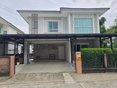 沙潘松区的3房独栋住宅出租，第1张，共5张