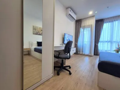 Studio à louer à The Rich Rama 9 - Srinakarin, photo 2 sur 8