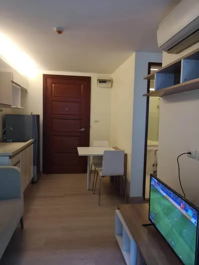 Emerald Residence Ratchada的1房公寓出租，第1张，共5张