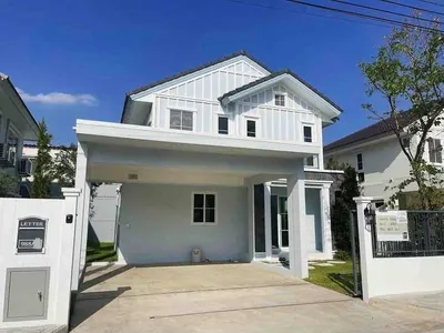 3-bed house for rent at Villaggio 2 Srinakarin-Bangna, photo 1 of 5