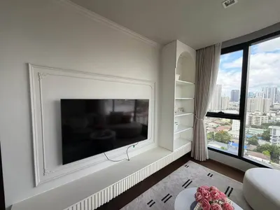 2-bed condo for rent at Ideo Q Sukhumvit 36, photo 3 of 5