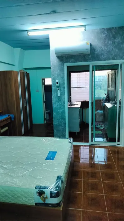Condo for rent near MRT Min Buri, photo 1 of 5