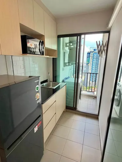 Condo for rent at Regent Home Wutthakat Building A, photo 3 of 5