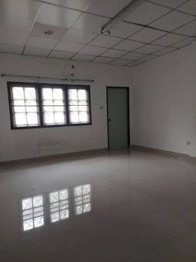 4-bed townhouse for rent near MRT Wong Sawang, photo 3 of 5