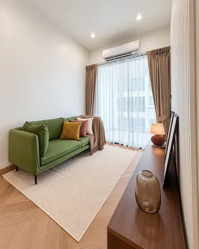 Condo 2 chambres à vendre près de la station ARL Hua Mak, photo 2 sur 5