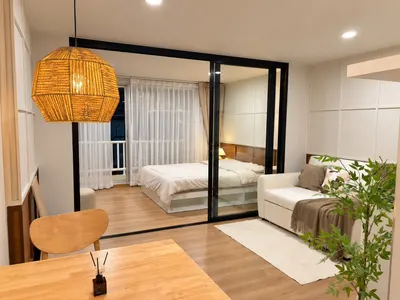 Condo à vendre près de la station MRT Lat Phrao 101, photo 1 sur 5