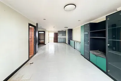 2-bed condo for sale near BTS Phrom Phong, photo 5 of 5