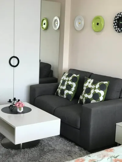 Condo 1 chambre à louer près de la station MRT Phra Ram 9, photo 2 sur 5