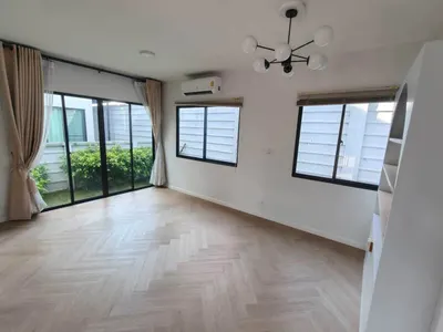 Maison 3 chambres à vendre à อีโค เฮ้าส์ วงแหวน-ลำลูกกา ECO HAUS Wongwaen - Lamlukka, photo 7 sur 7