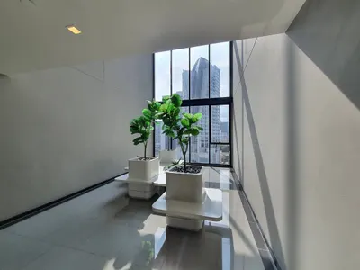 Condo 1 chambre à louer près de la station MRT Sukhumvit, photo 3 sur 5