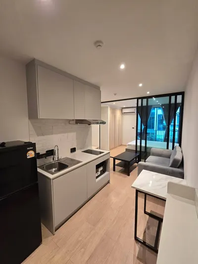 1-bed condo for rent near BTS Talat Phlu, photo 3 of 5
