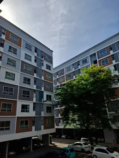 Condo à louer près de la station MRT Bang Kapi, photo 4 sur 5