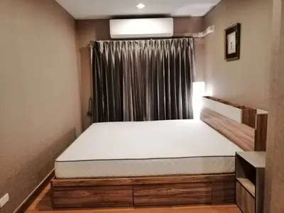 Condo for rent near MRT Bang Sue, photo 1 of 5
