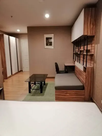 Condo for rent near MRT Bang Sue, photo 2 of 5