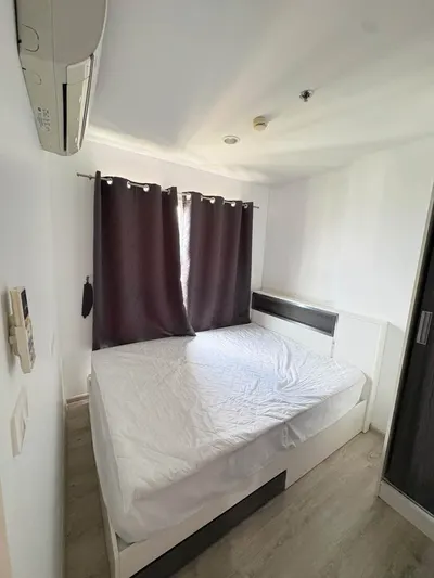 1-bed condo for rent at Chewathai Phetkasem 27, photo 2 of 5