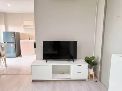 1-bed condo for rent near BTS Saphan Mai, photo 1 of 5