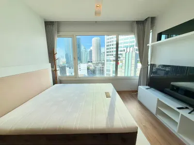 2-bed condo for rent at Siri at Sukhumvit, photo 3 of 5