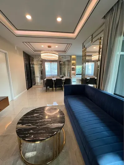 4-bed house for rent at Grand Britania Wongwaen-Ramintra, photo 1 of 5