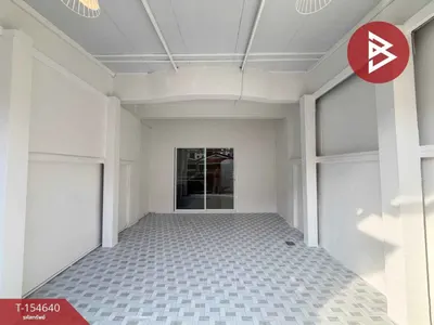 2-bed townhouse for sale near BTS Phraek Sa, photo 3 of 5