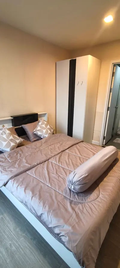 1-bed condo for rent near MRT Sai Ma, photo 3 of 5
