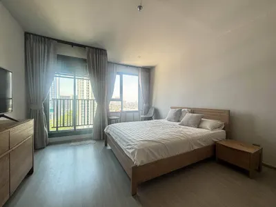 Condo 1 chambre à louer près de la station MRT Ratchadaphisek, photo 3 sur 5