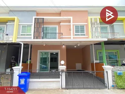 3-bed townhouse for sale near MRT Bang Phlu, photo 1 of 5