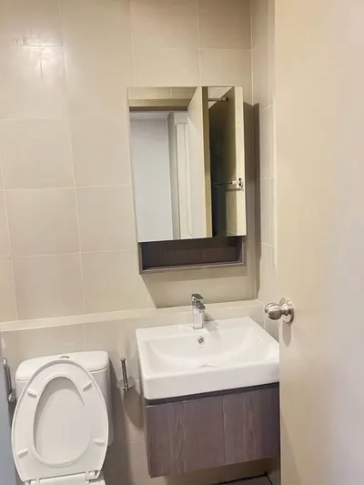 Condo 1 chambre à louer près de la station BTS Phra Khanong, photo 4 sur 5
