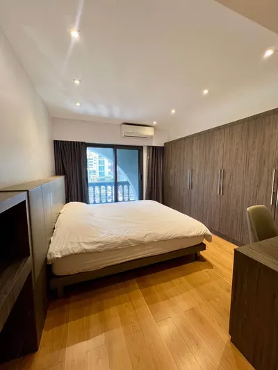 Appartement 3 chambres à louer près de la station BTS Phrom Phong, photo 5 sur 5