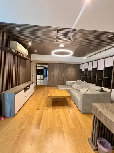 Appartement 3 chambres à louer près de la station BTS Phrom Phong, photo 2 sur 5