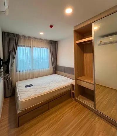 Chewathai Hallmark Ladprao - Chokchai 4 Phase 1的1房公寓出租，第1张，共5张