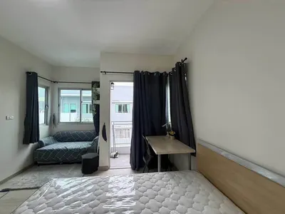 1-bed condo for rent at My Condo Sathon-Taksin, photo 3 of 5