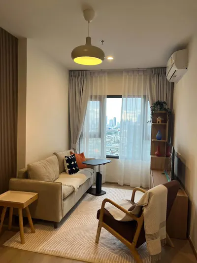 1-bed condo for rent at Life Rama 4 - Asoke, photo 3 of 5