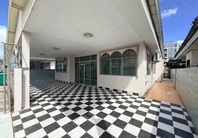 3-bed house for rent near MRT Lat Phrao 83, photo 2 of 5