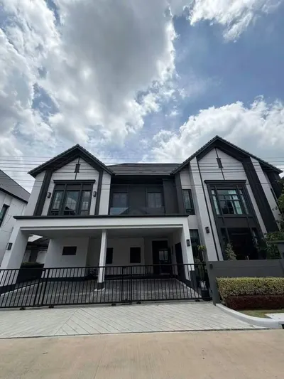 The City Ramintra-Wongwaen 2的5房独栋住宅出租，第1张，共5张