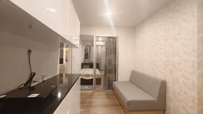 2-bed condo for rent near MRT Si Dan, photo 2 of 5