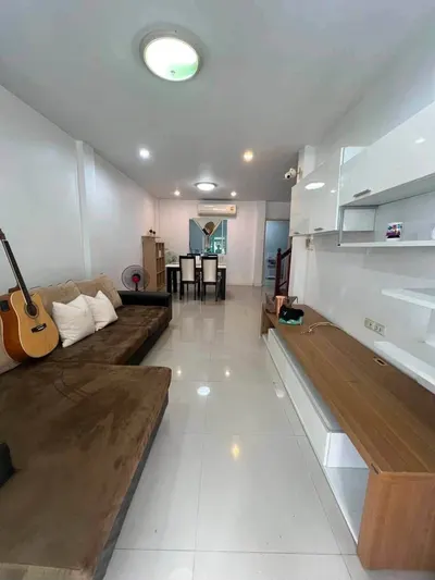 3-bed townhouse for rent near BTS Saphan Mai, photo 4 of 5