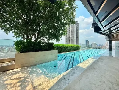 2-bed condo for rent near BTS Saphan Taksin, photo 4 of 5