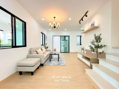 4-bed house for sale near MRT Khlong Bang Phai, photo 2 of 5