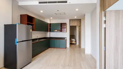 2-bed condo for rent at Noble Ploenchit, photo 4 of 5