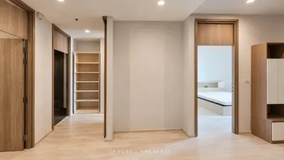 2-bed condo for rent at Noble Ploenchit, photo 2 of 5