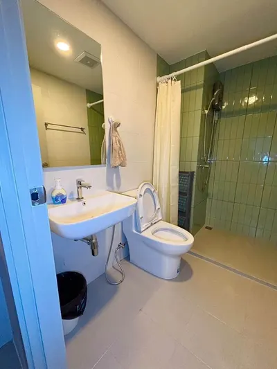 Condo 1 chambre à louer près de la station MRT Bang Kapi, photo 5 sur 5