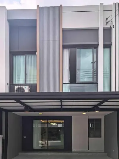 Pleno Sukhumvit-Bangna 2の3ベッドルームタウンハウス（賃貸）、写真8/10