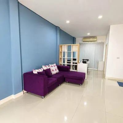 ให้เช่าทาวน์เฮาส์ 3 ห้องนอน Baan Klang Muang S-Sense Rama 9-Ladprao รูปที่ 2 จาก 5