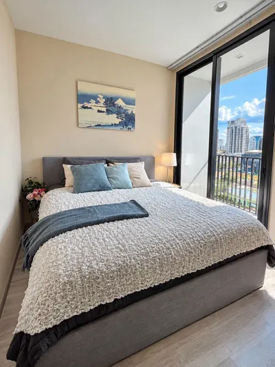 2-bed condo for rent at XT Ekkamai, photo 4 of 5